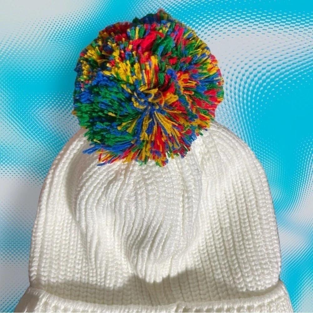 NWOT LOVE YOUR MELON SUPERHERO POM BEANIE